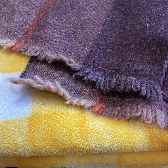 Pretty Winter Scarf - Picture 2 of 2